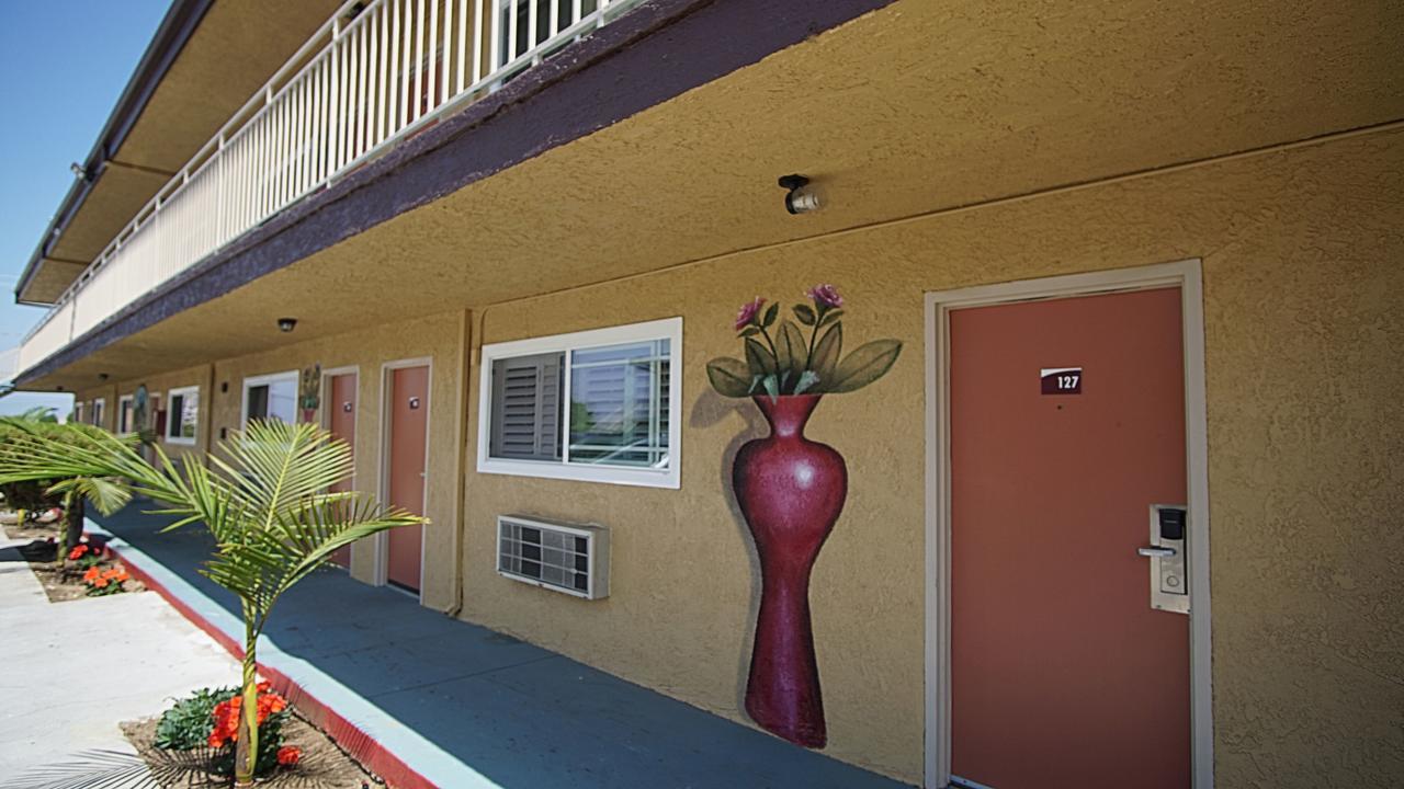 Los Angeles Inn&Suites - LAX West Athens Exterior foto